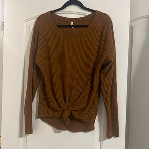 Knotted Sweater Size L